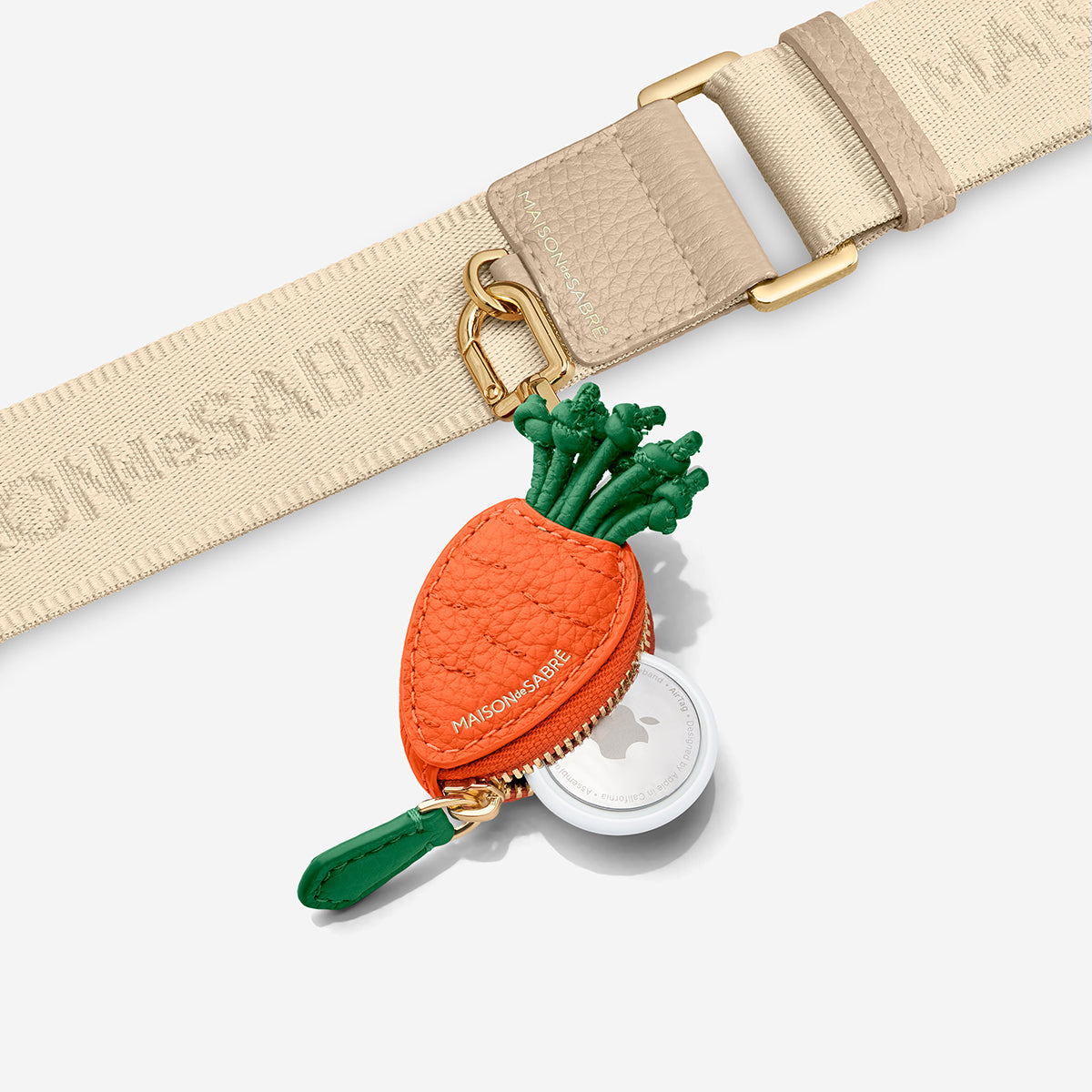 The SABRÉMOJI™ Vegetable Charm - Carrot