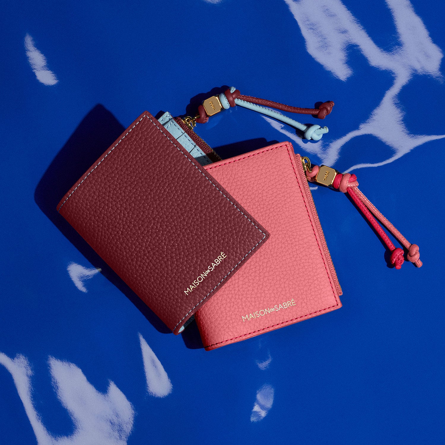 The Bifold Wallet - Plum Sky – MAISON de SABRÉ