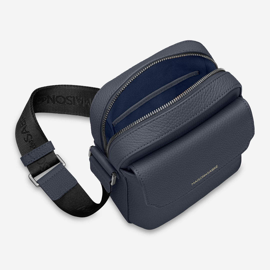 Small Messenger Bag in Graphite Grey | MAISON de SABRÉ