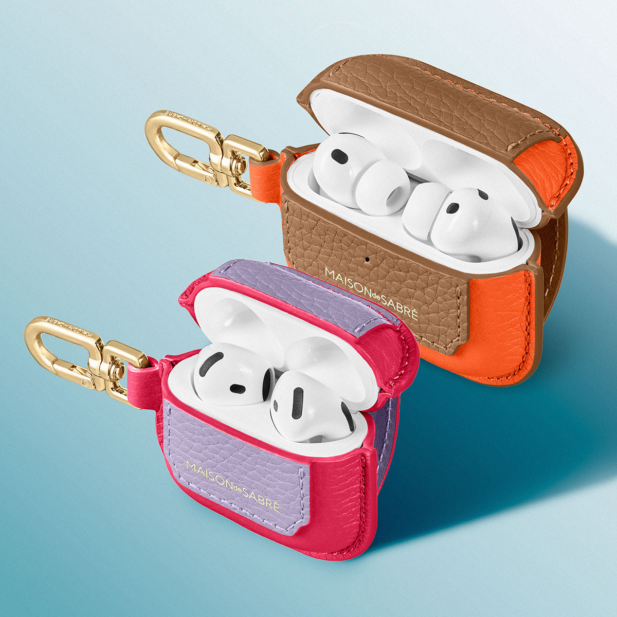 The AirPods 4 Case Charm - Emerald Green – MAISON de SABRÉ