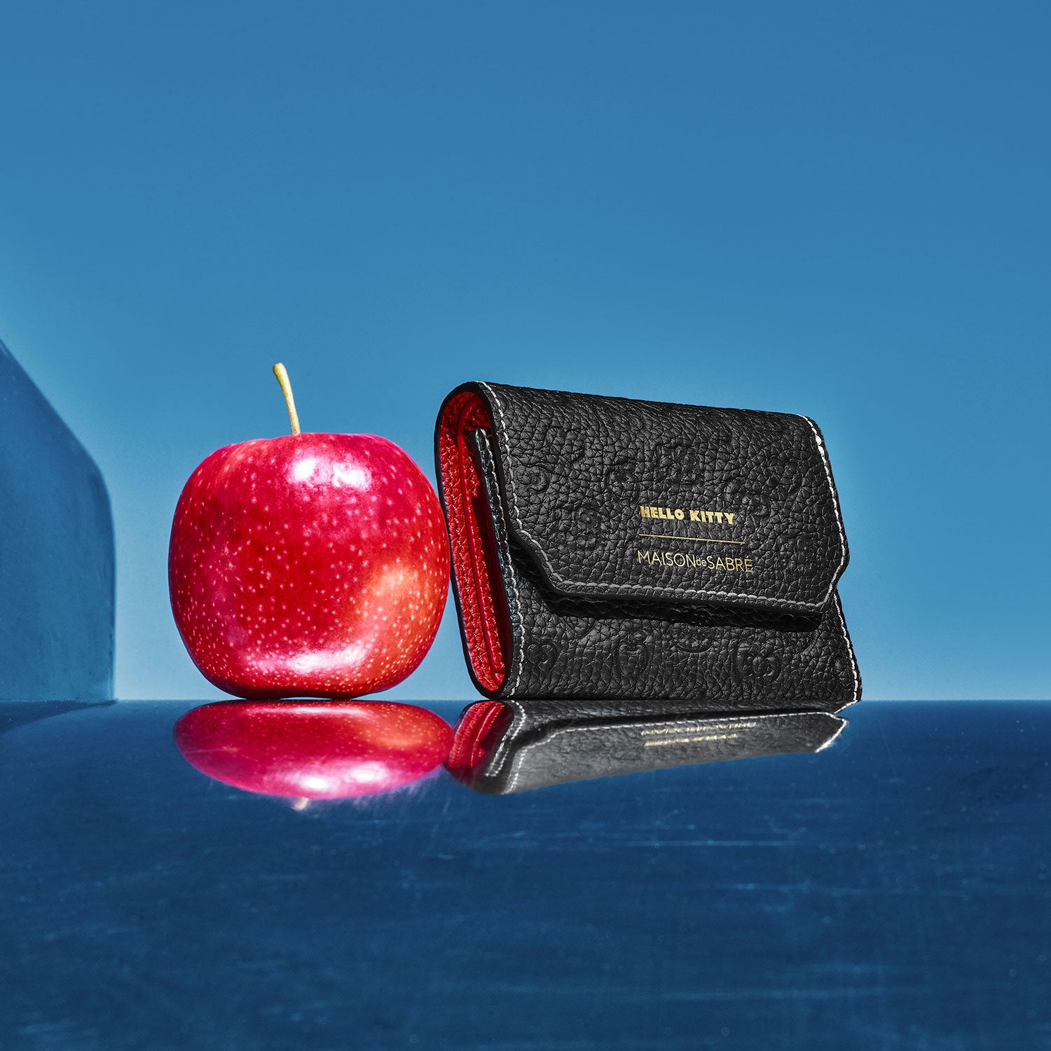 The Trifold Wallet Hello Kitty – MAISON de SABRÉ